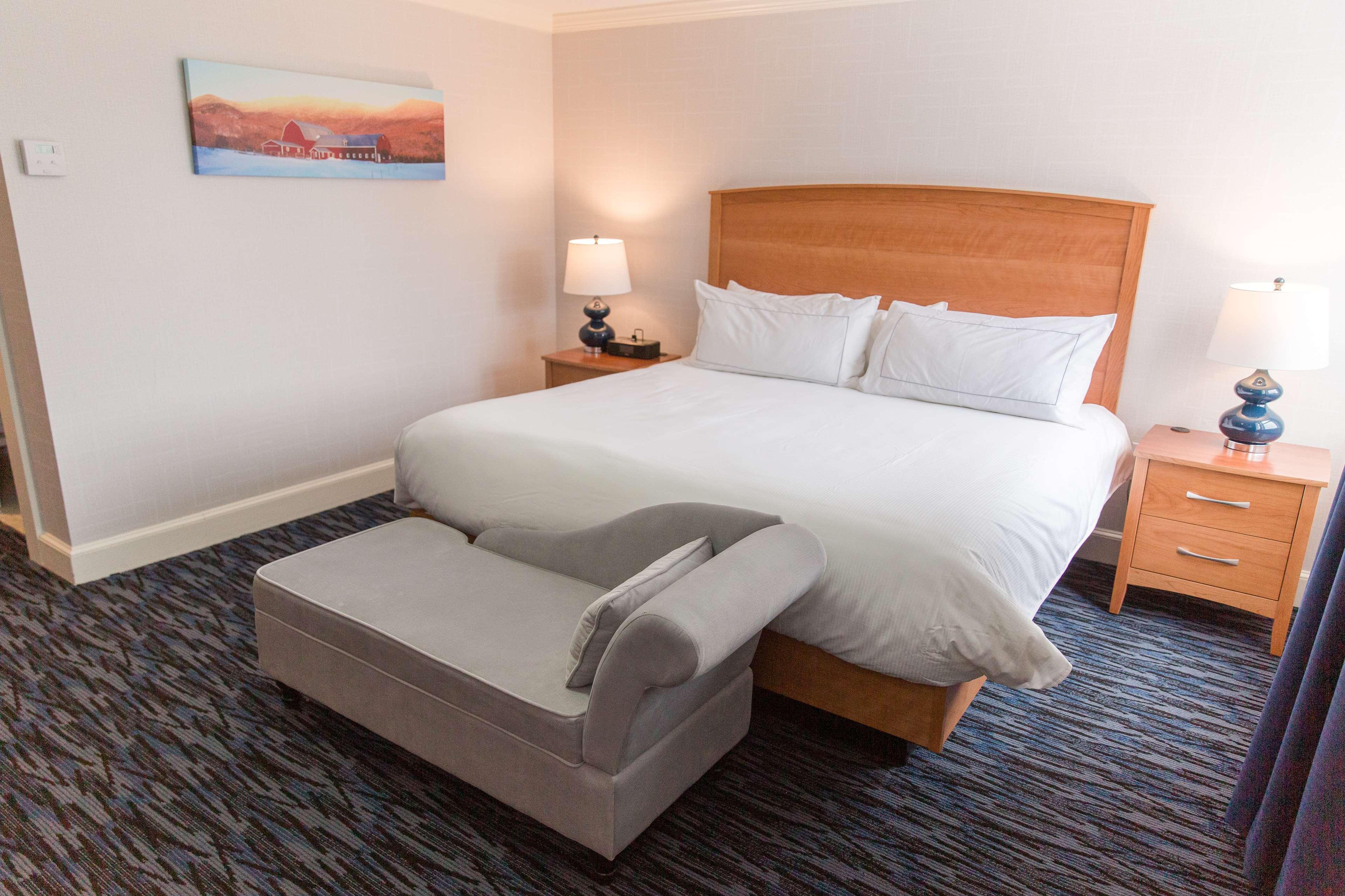 Capitol Plaza Hotel Montpelier Tapestry Collection By Hilton 外观 照片
