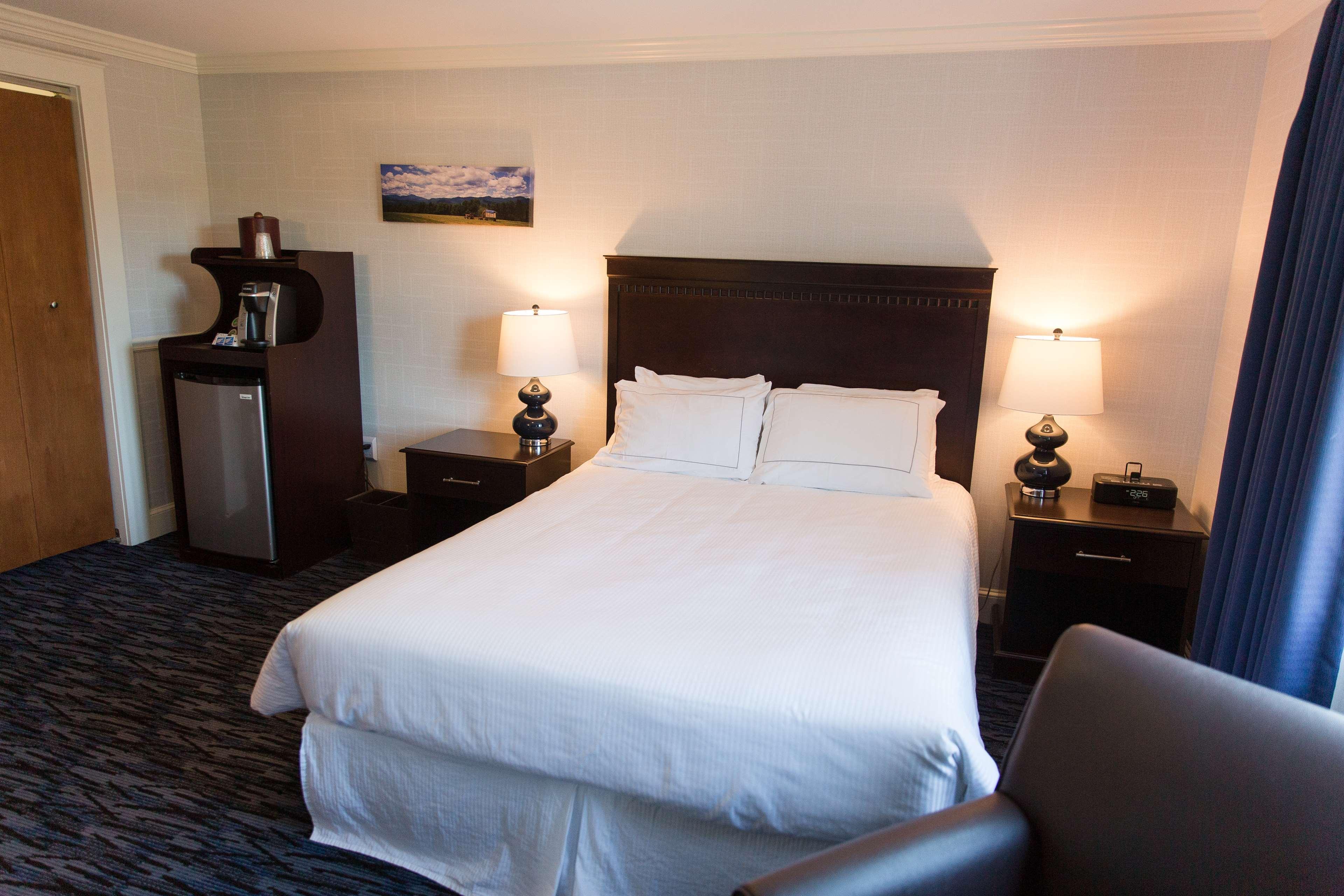 Capitol Plaza Hotel Montpelier Tapestry Collection By Hilton 外观 照片