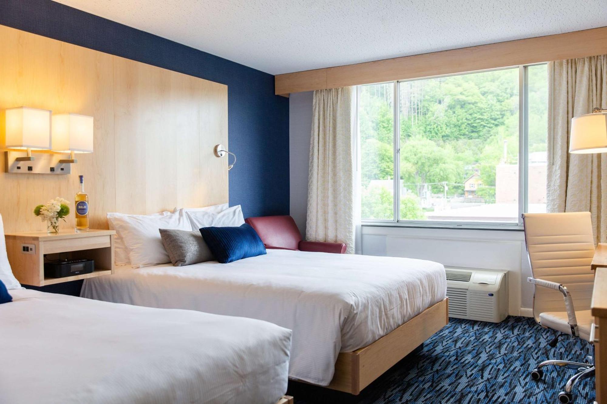 Capitol Plaza Hotel Montpelier Tapestry Collection By Hilton 外观 照片